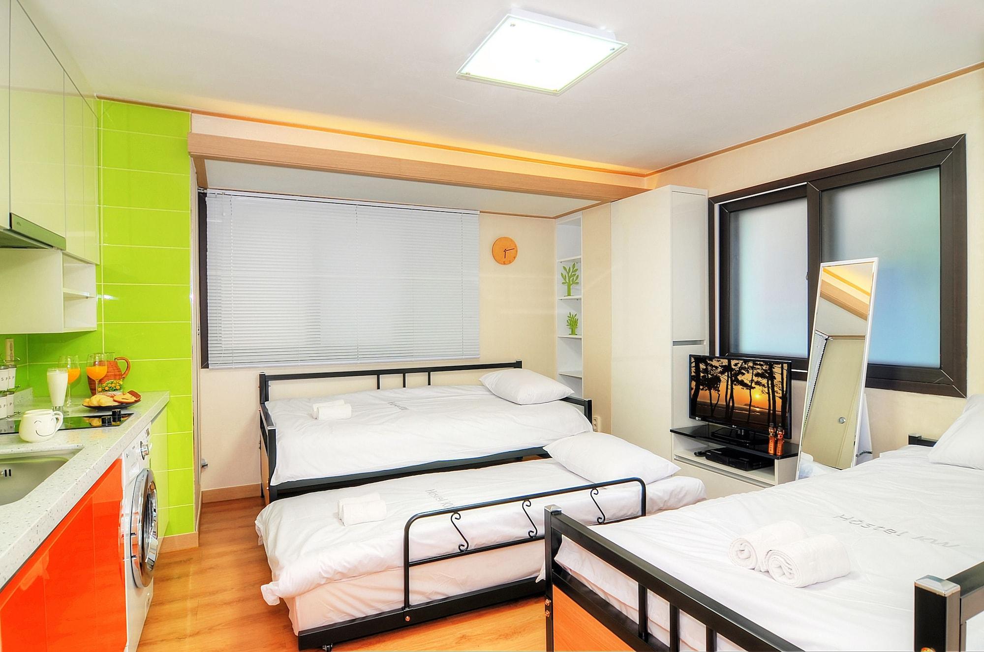 Hostel Kw Sinsa Szöul Kültér fotó