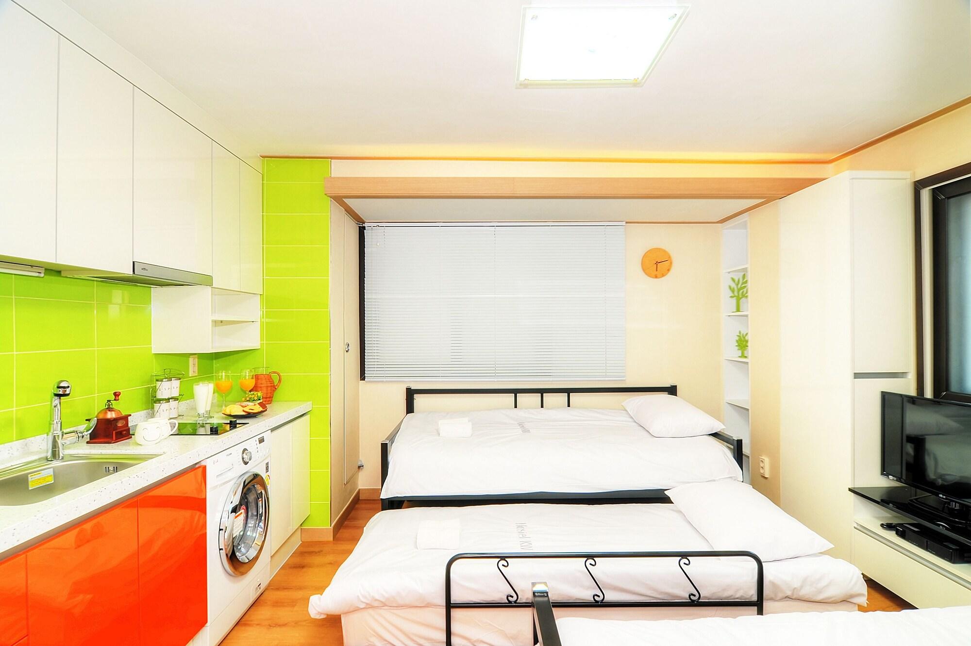 Hostel Kw Sinsa Szöul Kültér fotó